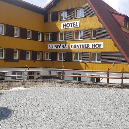 Hotel Slunecna Boží Dar エクステリア 写真