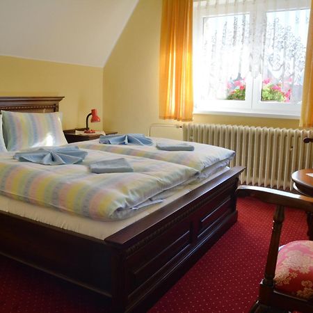 Hotel Slunecna Boží Dar エクステリア 写真