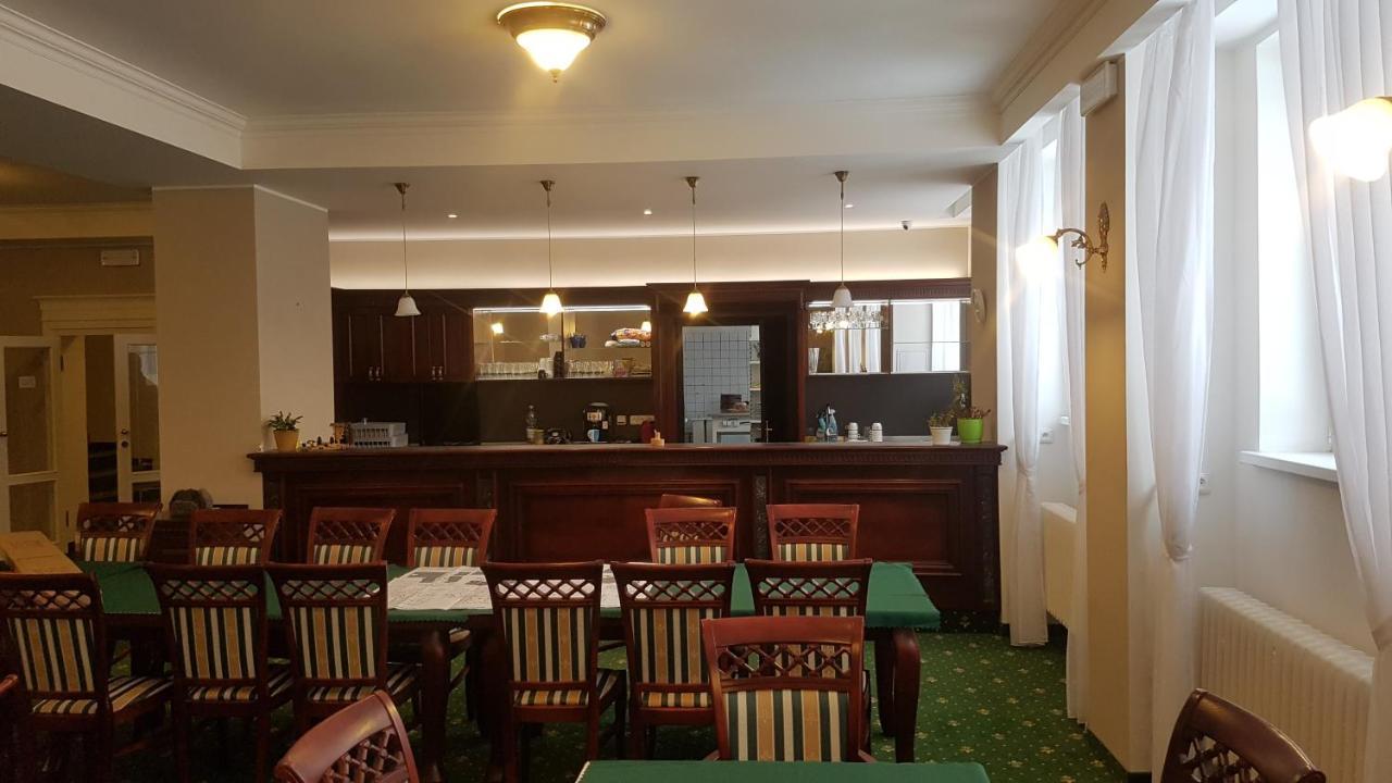 Hotel Slunecna Boží Dar エクステリア 写真
