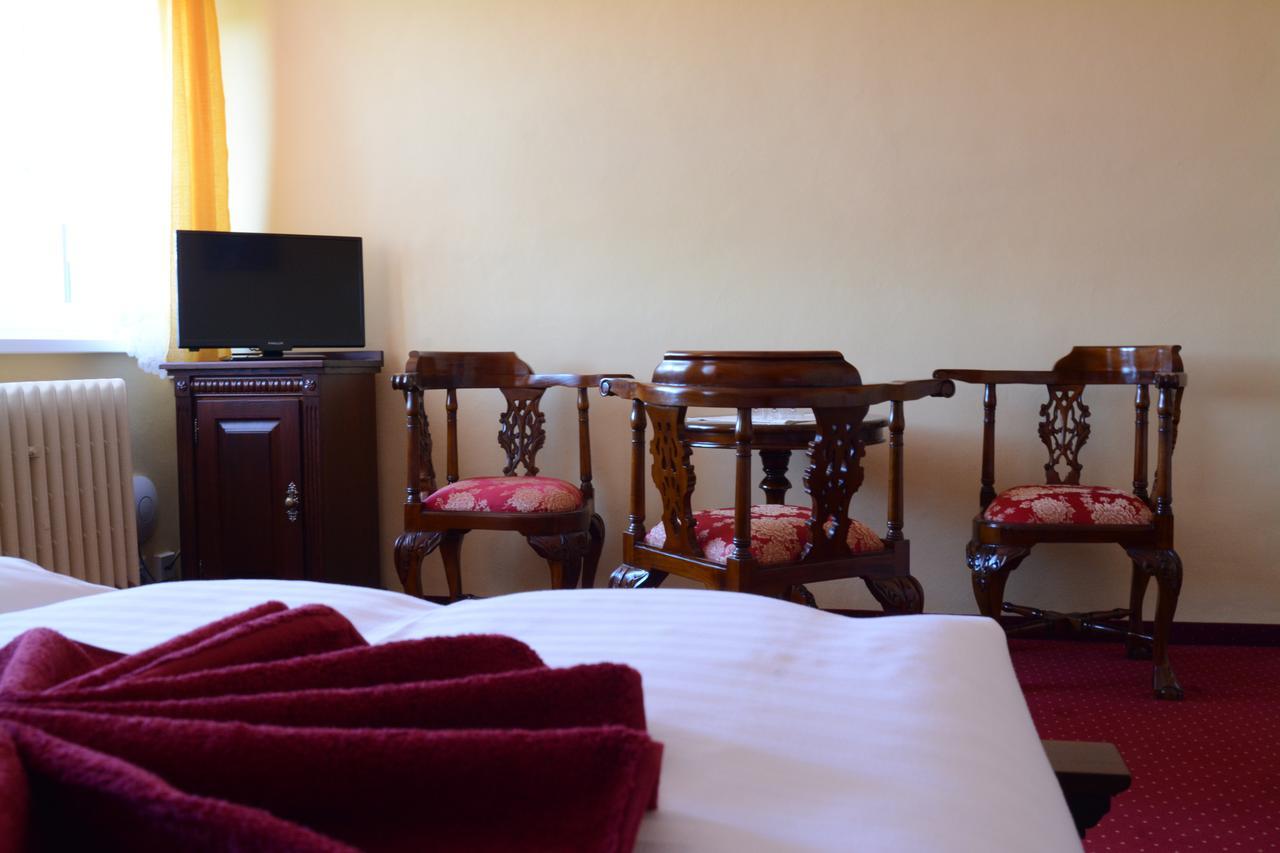 Hotel Slunecna Boží Dar エクステリア 写真